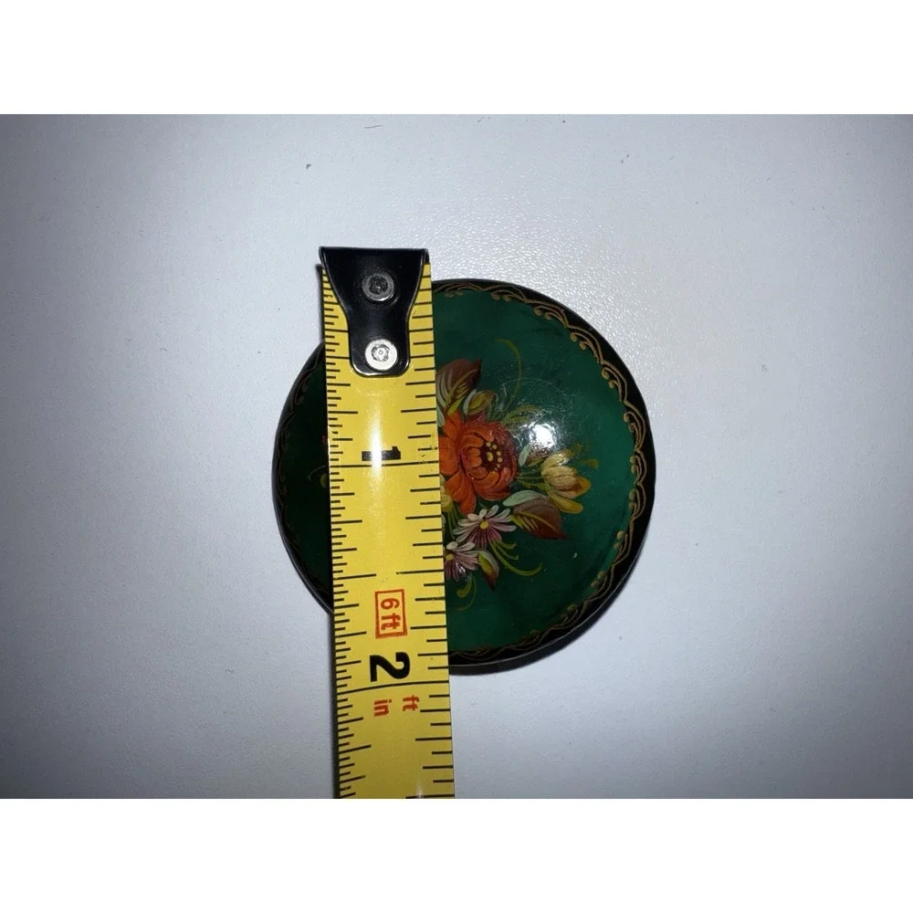 Vintage 1993 Signed Russian‎ Hand-Painted Flowers Lacquer Wood Brooch Green